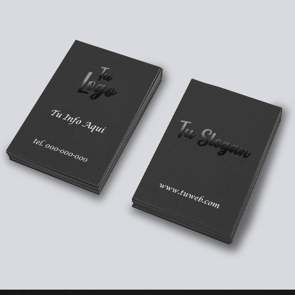 tarjetas de presentacion con serigrafia sobre una cama de laminado soft touch negro